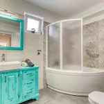Leticija - Mit Beheiztem Pool- Sauna- Fitness & Grillplatz In By Interhome