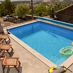 펜션 Leticija - Mit Beheiztem Pool- Sauna- Fitness & Grillplatz In By Interhome