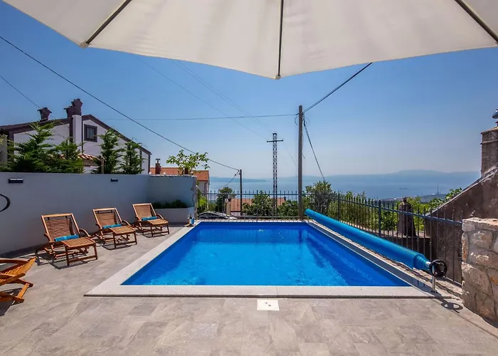 Feriehus Leticija - Mit Beheiztem Pool- Sauna- Fitness & Grillplatz In By Interhome
