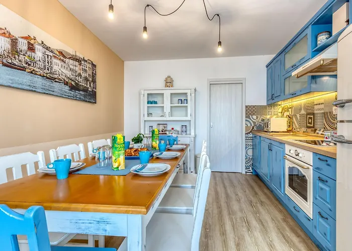 Feriehus Leticija - Mit Beheiztem Pool- Sauna- Fitness & Grillplatz In By Interhome