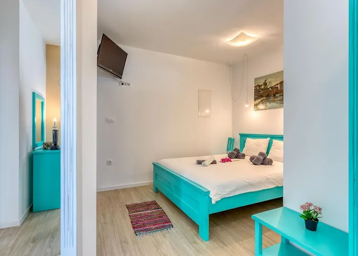 Feriehus Leticija - Mit Beheiztem Pool- Sauna- Fitness & Grillplatz In By Interhome Hreljin