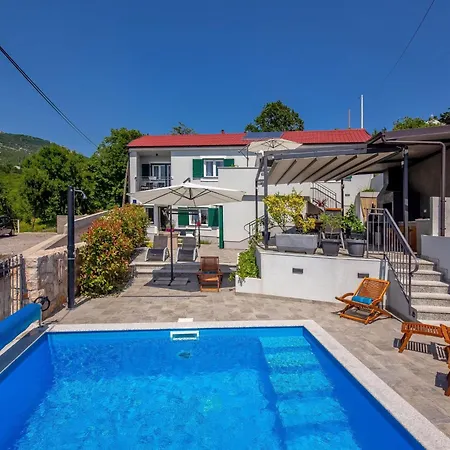 Leticija - Mit Beheiztem Pool- Sauna- Fitness & Grillplatz In By Interhome *