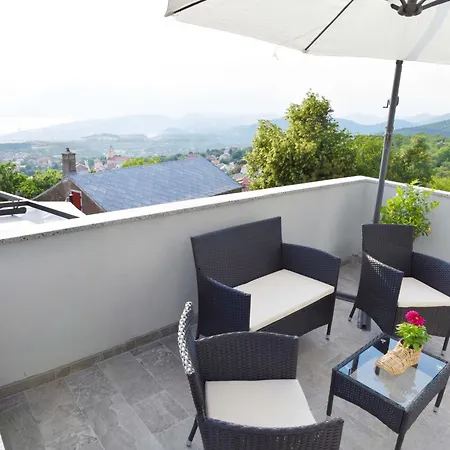 Leticija - Mit Beheiztem Pool- Sauna- Fitness & Grillplatz In By Interhome Holiday home Hreljin