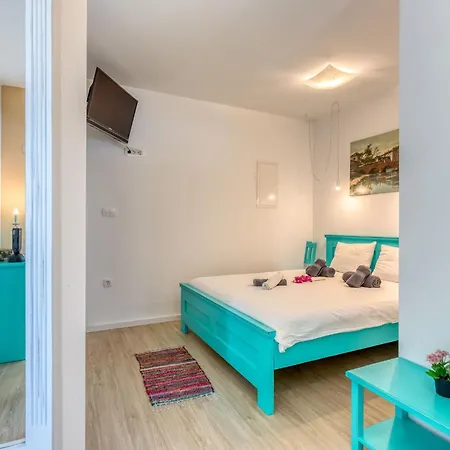 Дом отдыха Leticija - Mit Beheiztem Pool- Sauna- Fitness & Grillplatz In By Interhome Hreljin