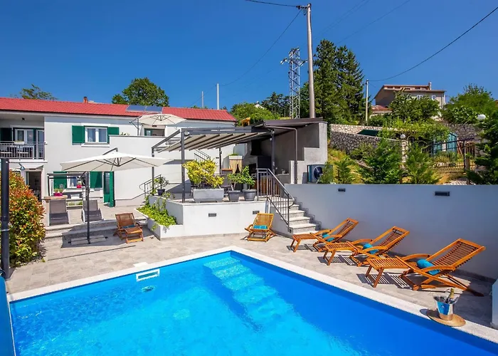 Leticija - Mit Beheiztem Pool- Sauna- Fitness & Grillplatz In By Interhome Holiday home