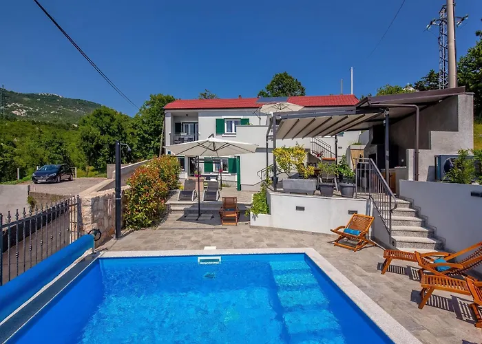 Leticija - Mit Beheiztem Pool- Sauna- Fitness & Grillplatz In By Interhome *