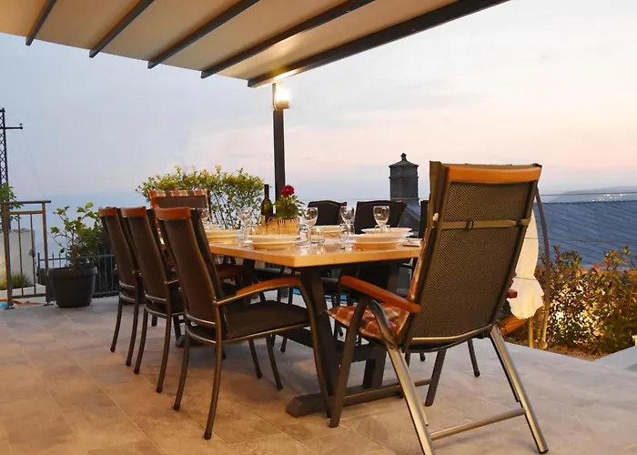Leticija - Mit Beheiztem Pool- Sauna- Fitness & Grillplatz In By Interhome Holiday home